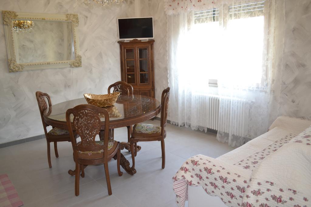 Le Bouganville Apartment Desenzano del Garda Exteriér fotografie